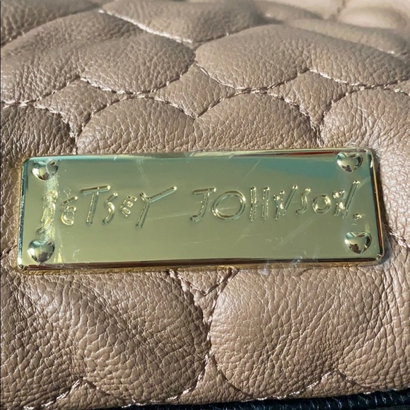 Woman’s purse - Picture 4 of 5